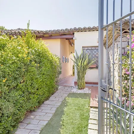 Prázdninový dům Casa Gio: Beachside Oasisgarden - Porto Frailis *